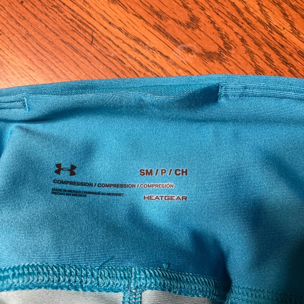 Under Armour Women’s Leggings - Picture 3 of 5
